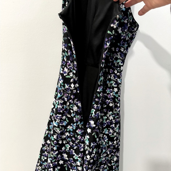 Express NWOT Fit/Flare Spaghetti Strap Black Floral Print Lined Dress (Size 2) - Picture 3 of 7